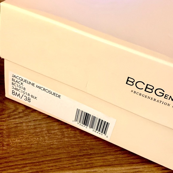 🆕 BCBG Jacqueline Microsuede Caged Heels size 8 - Picture 6 of 8